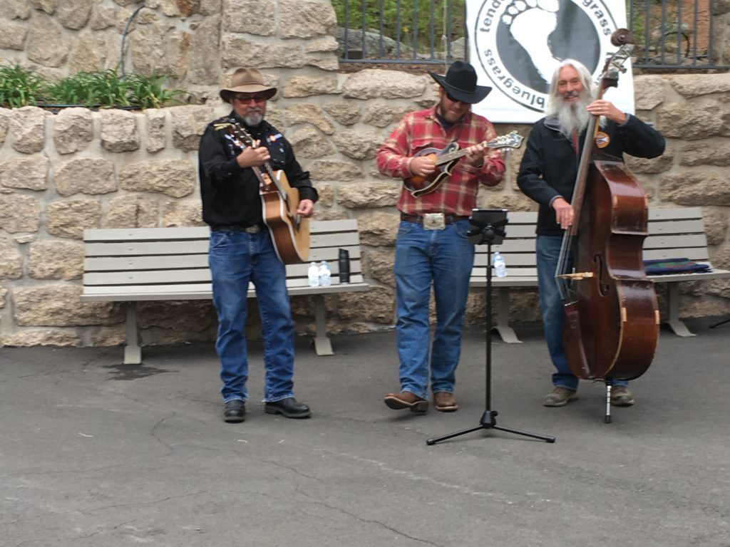 Cheyenne Mountain Zoo Tenderfoot Bluegrass