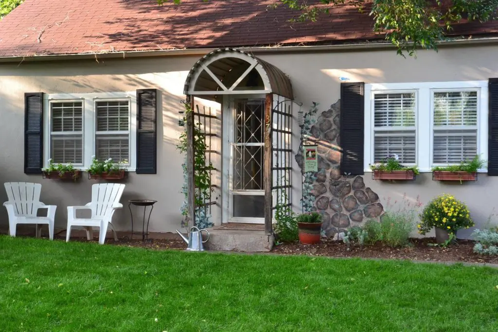 Airbnb Garden of the Gods cottage