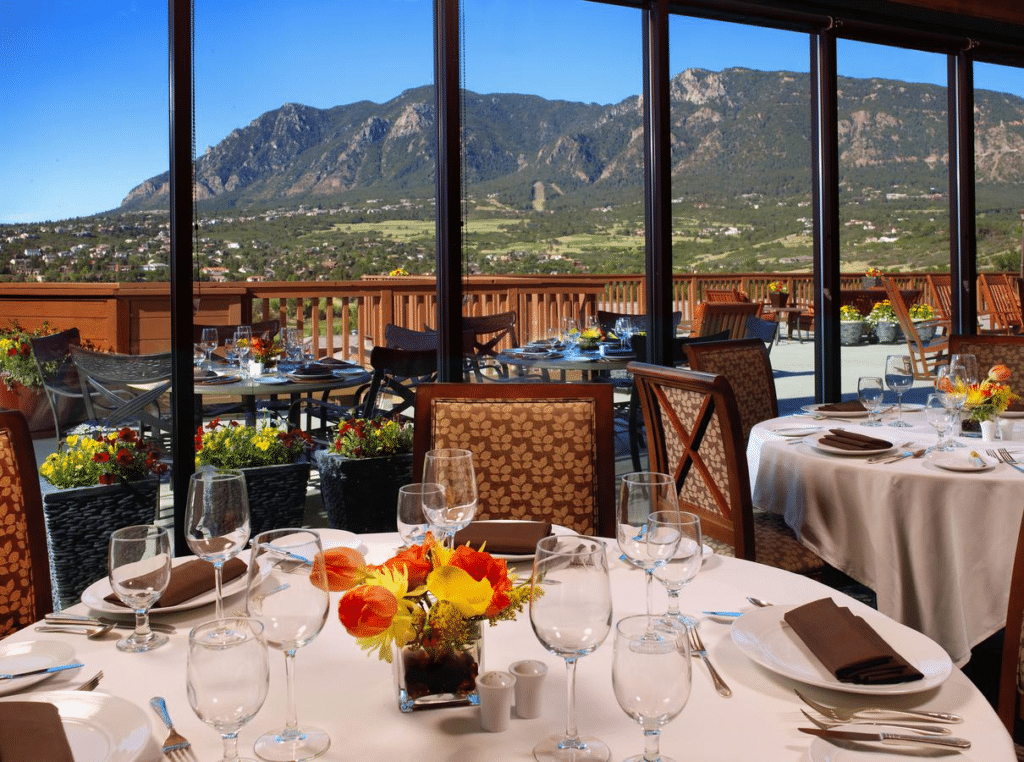 Cheyenne Mountain Resort Hotel Near Garden of the Gods - Dining