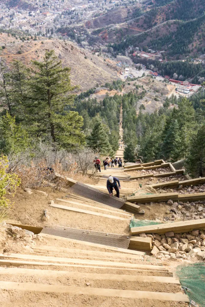 Climbing Manitou Incline Colorado Springs
